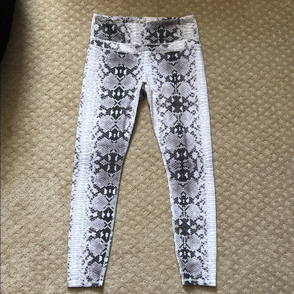 Original Varley Snakeskin Leggings Size Small